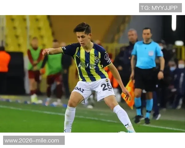 五大联赛助攻与创造机会双冠王B费与居莱尔的精彩表现分析