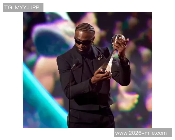 霍里称赞杰伦布朗进入MVP前五但尚未跻身前三名 霍里称赞杰伦布朗进入MVP前五但尚未跻身前三名