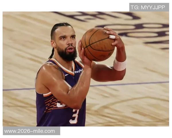 奥特调侃狄龙得分表现出色却未能抢下篮板引发热议