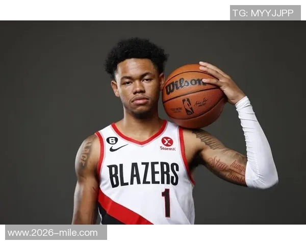 安芬尼西蒙斯末节狂砍16分助力逆转创赛季新高39分表现惊艳全场